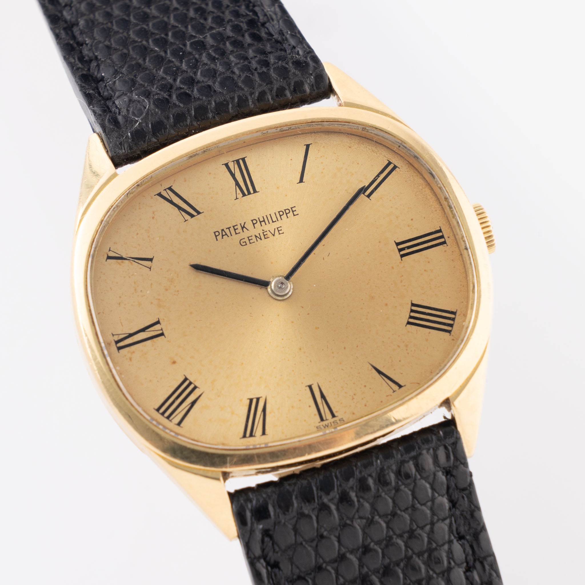 Discover the Elegance of Patek Philippe Golden Ellipse Vintage Watches