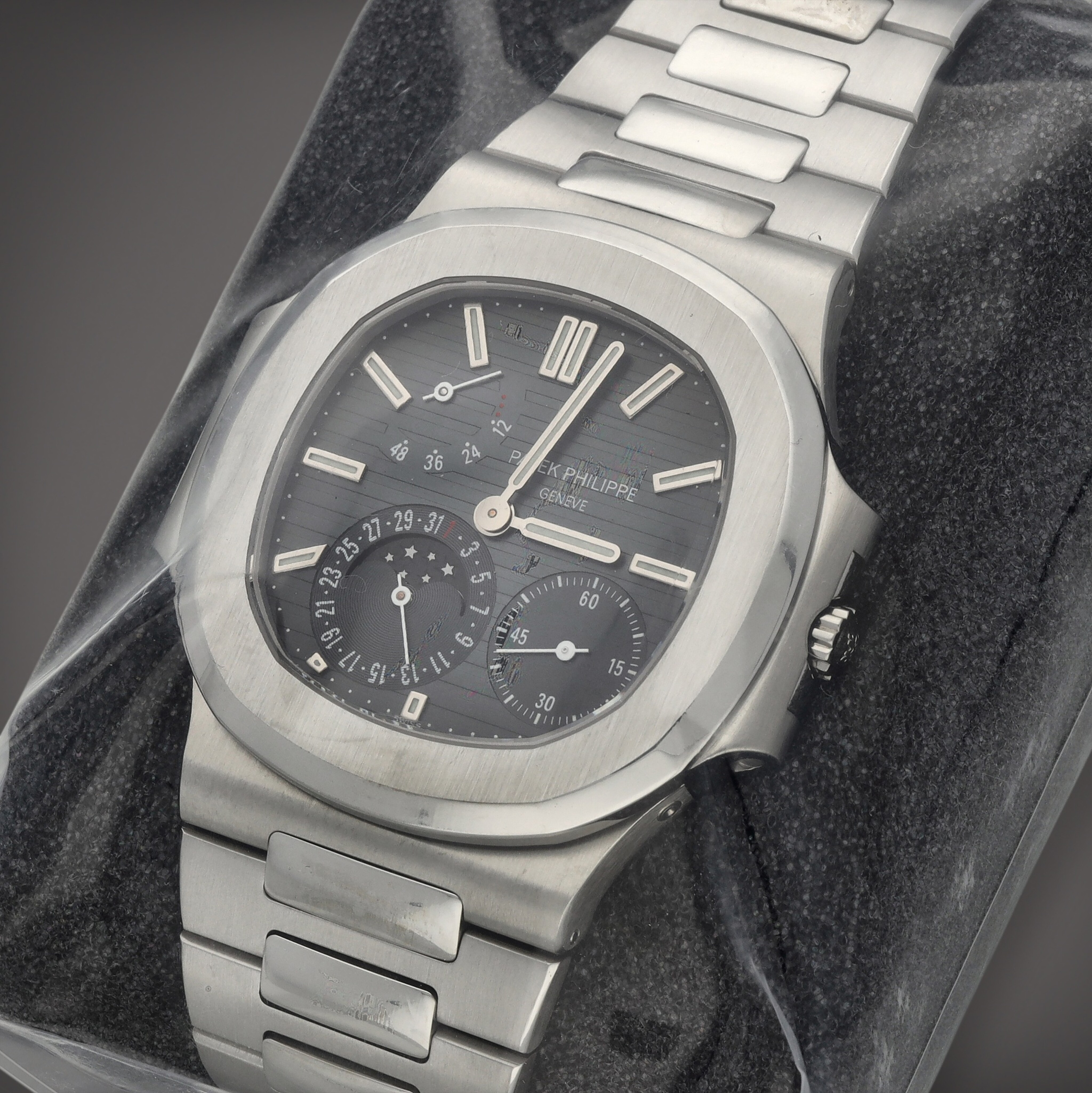 Patek Philippe 3712/1A: A Rare Nautilus Model with Moon Phases and Date