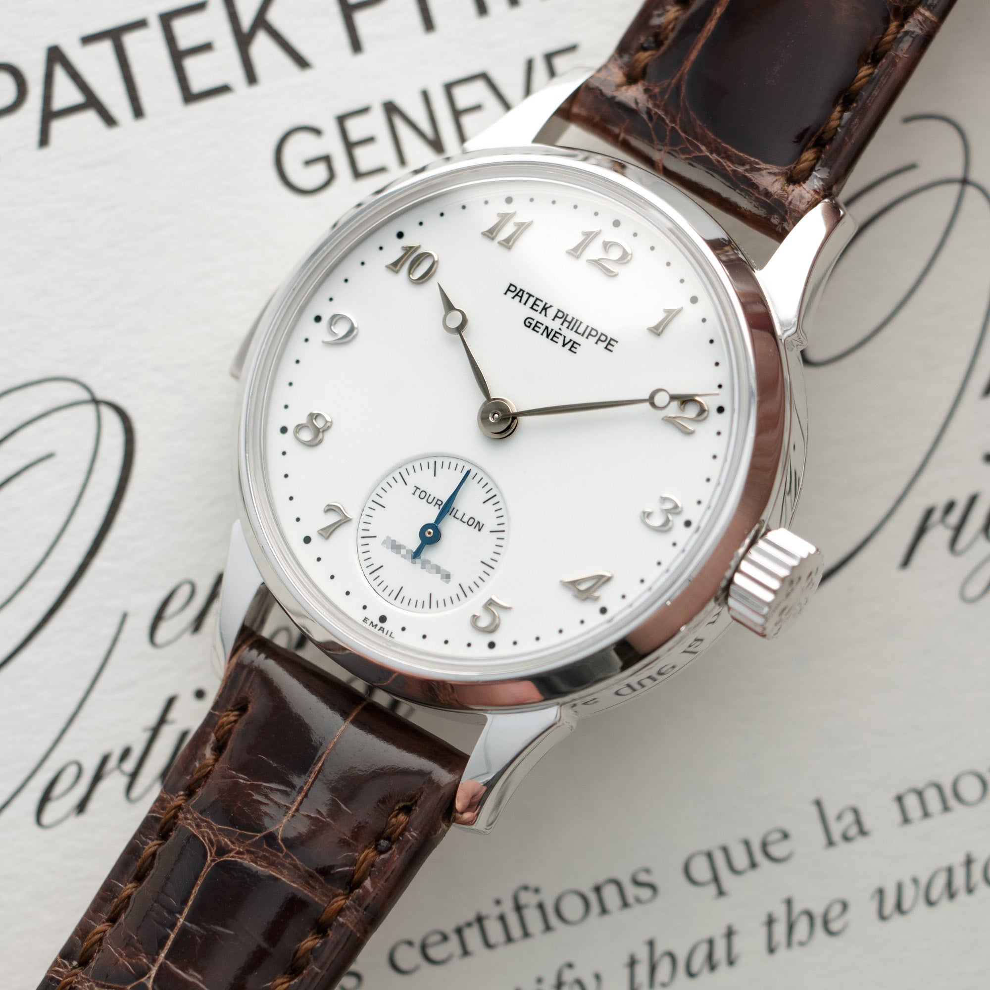 Discover the Timeless Appeal of Patek Philippe 3939 Minute Repeater