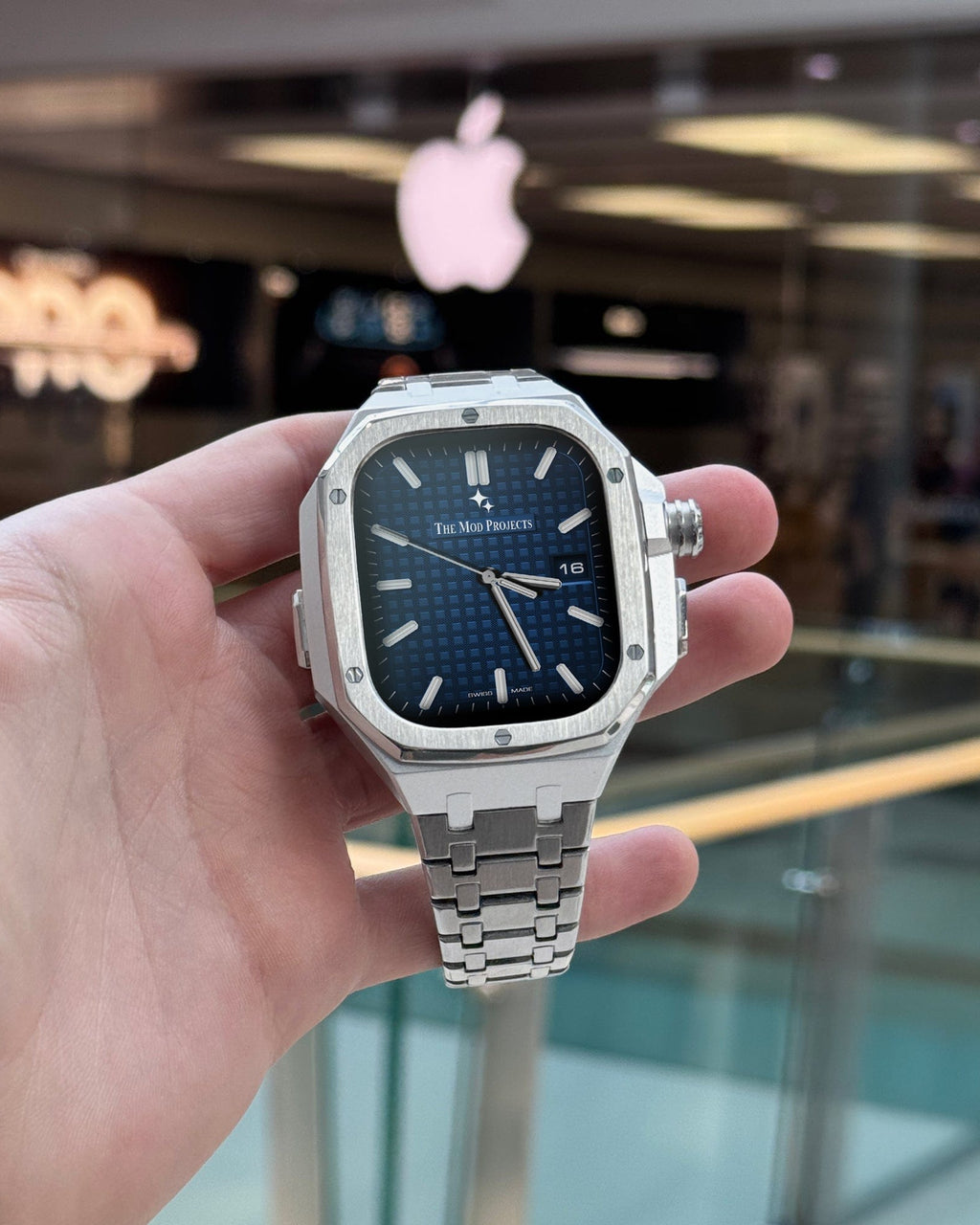 Discover the Audemars Piguet Apple Watch: A Perfect Blend of Luxury and Innovation