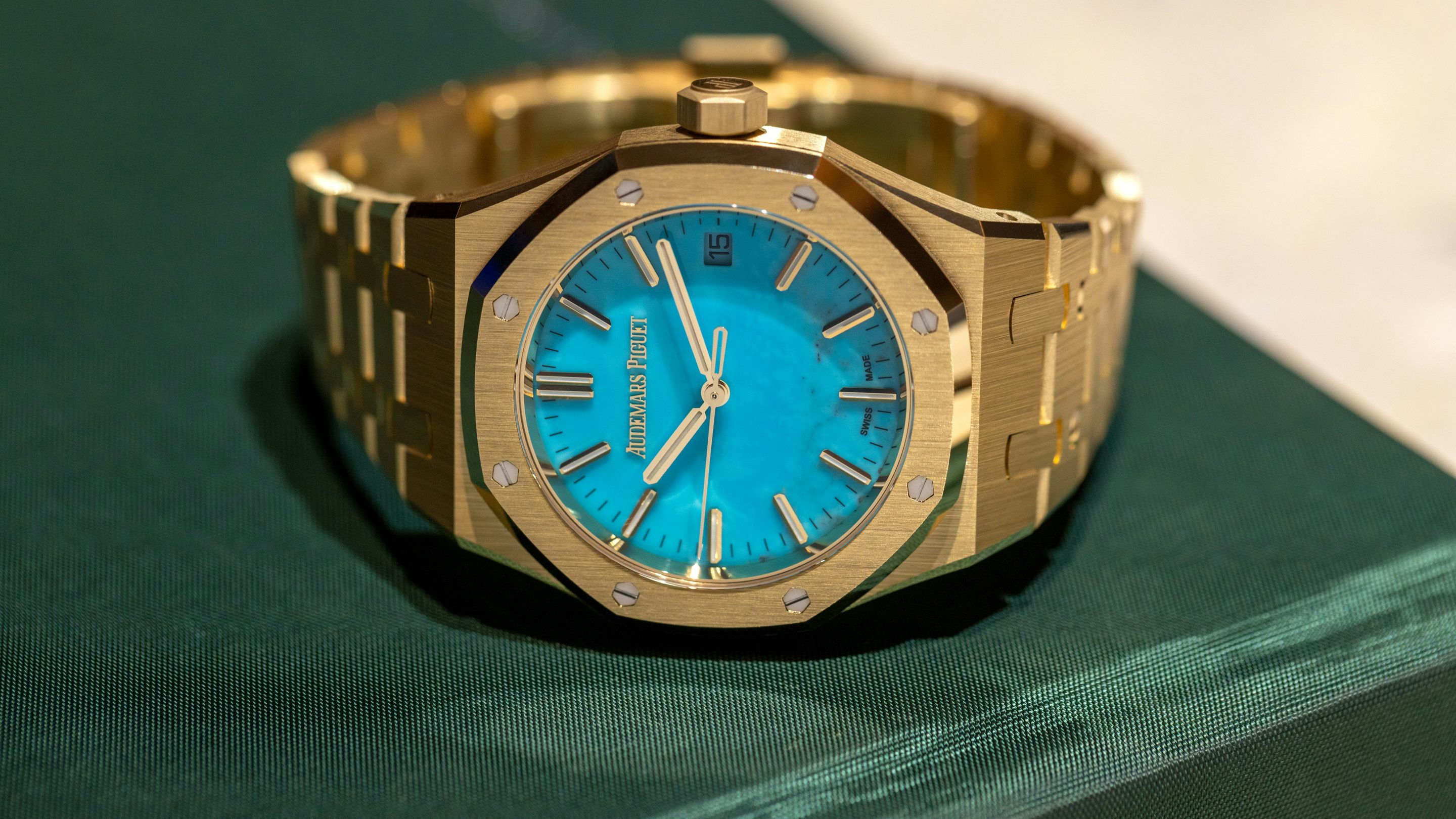 Explore the Elegance of Audemars Piguet Turquoise: Limited Edition Royal Oak