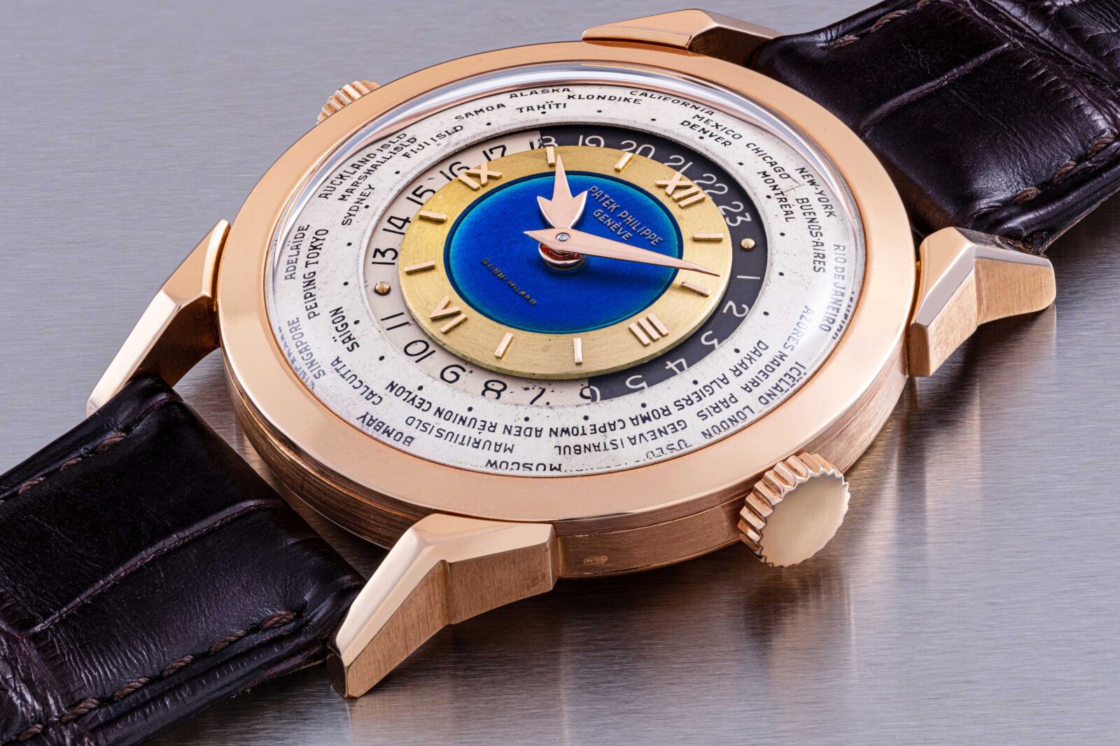 Patek Philippe World Timer Price Guide: What You Need to Know