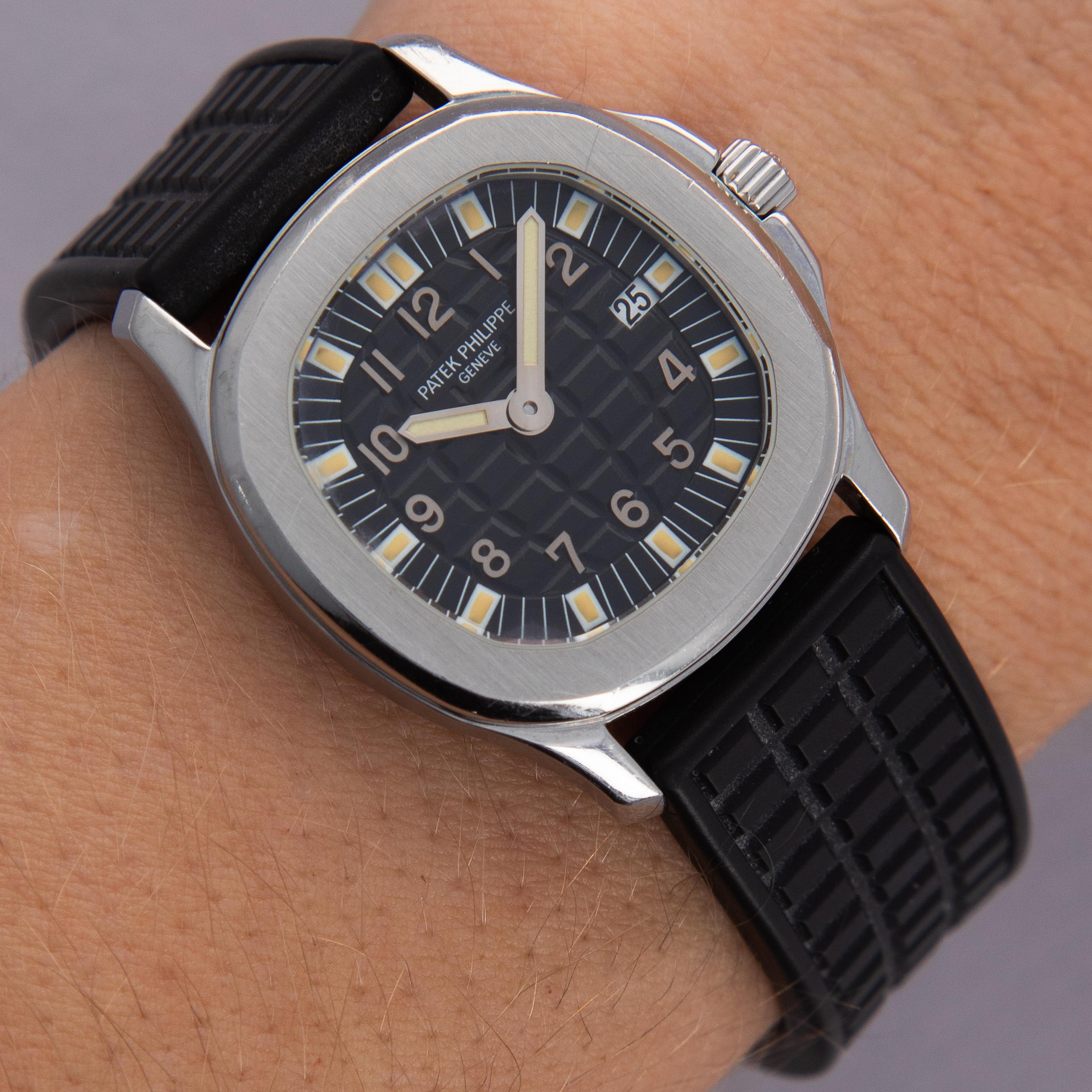 Explore the Patek Philippe 4960A: A Stylish Aquanaut for Smaller Wrists