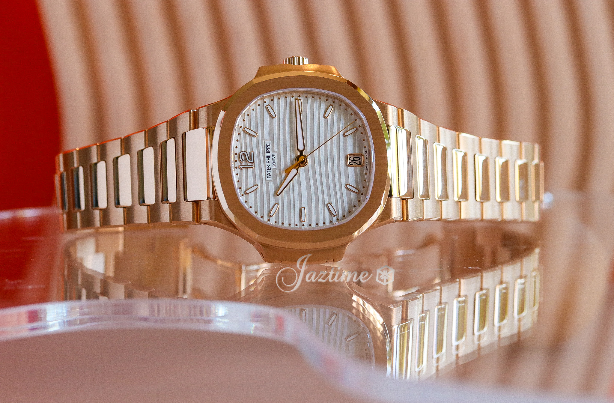 Shop the Iconic Ladies Patek Philippe Nautilus Collection Online