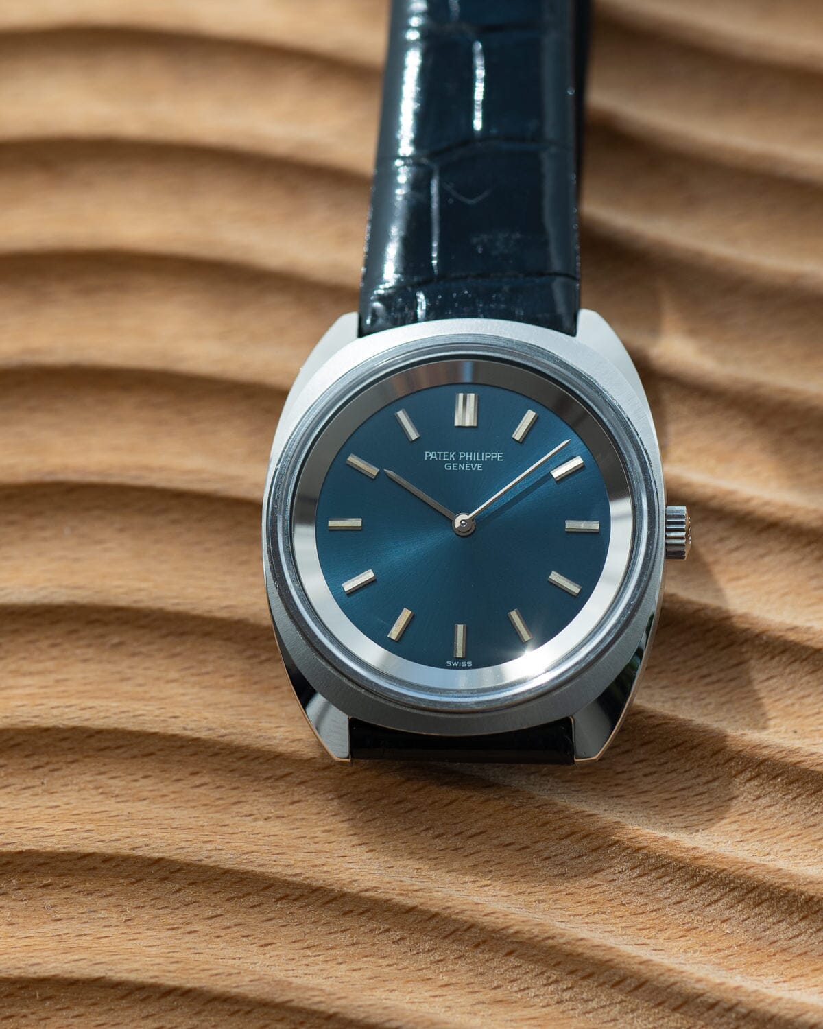 Patek Philippe 3579: A Rare Stainless Steel Calatrava Watch with Blue Dial