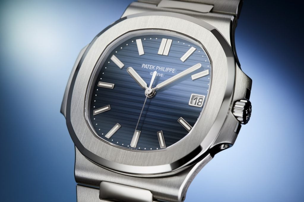 Patek Philippe 3712/1A Review: The Ultimate Stainless Steel Nautilus Watch