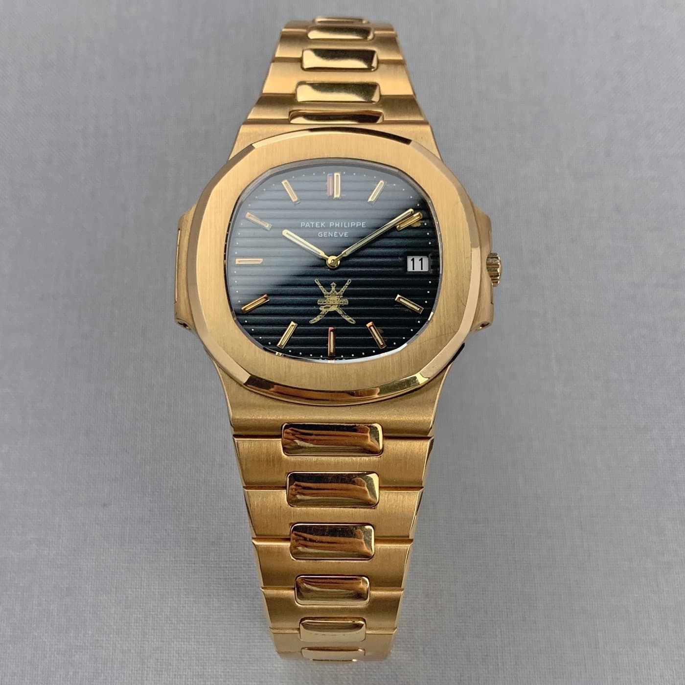 Patek Philippe Nautilus in Yellow Gold: High-End Timepieces for Sale