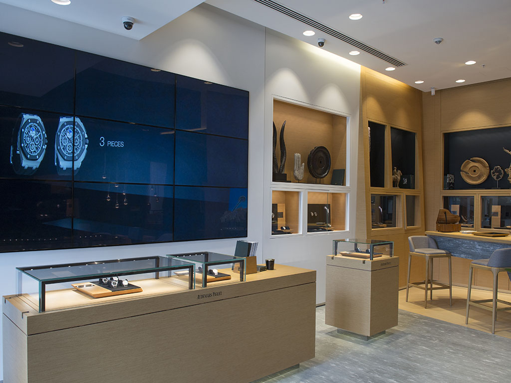 Visit the Audemars Piguet Boutique Capri for Exclusive Timepieces