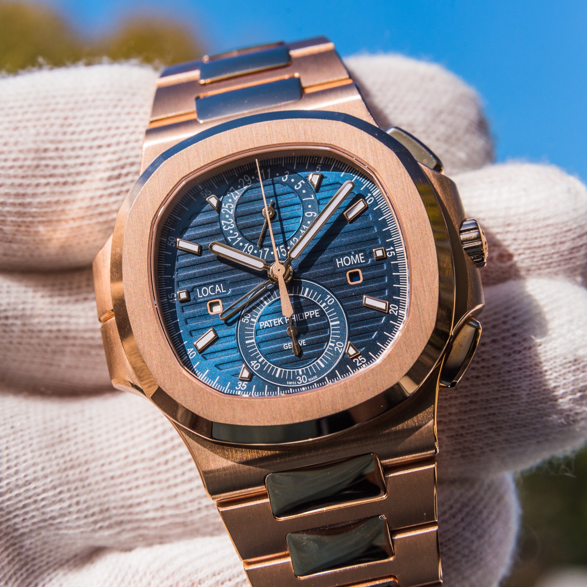 Discover the Patek Philippe Nautilus 2-Tone: Luxury and Elegance Combined