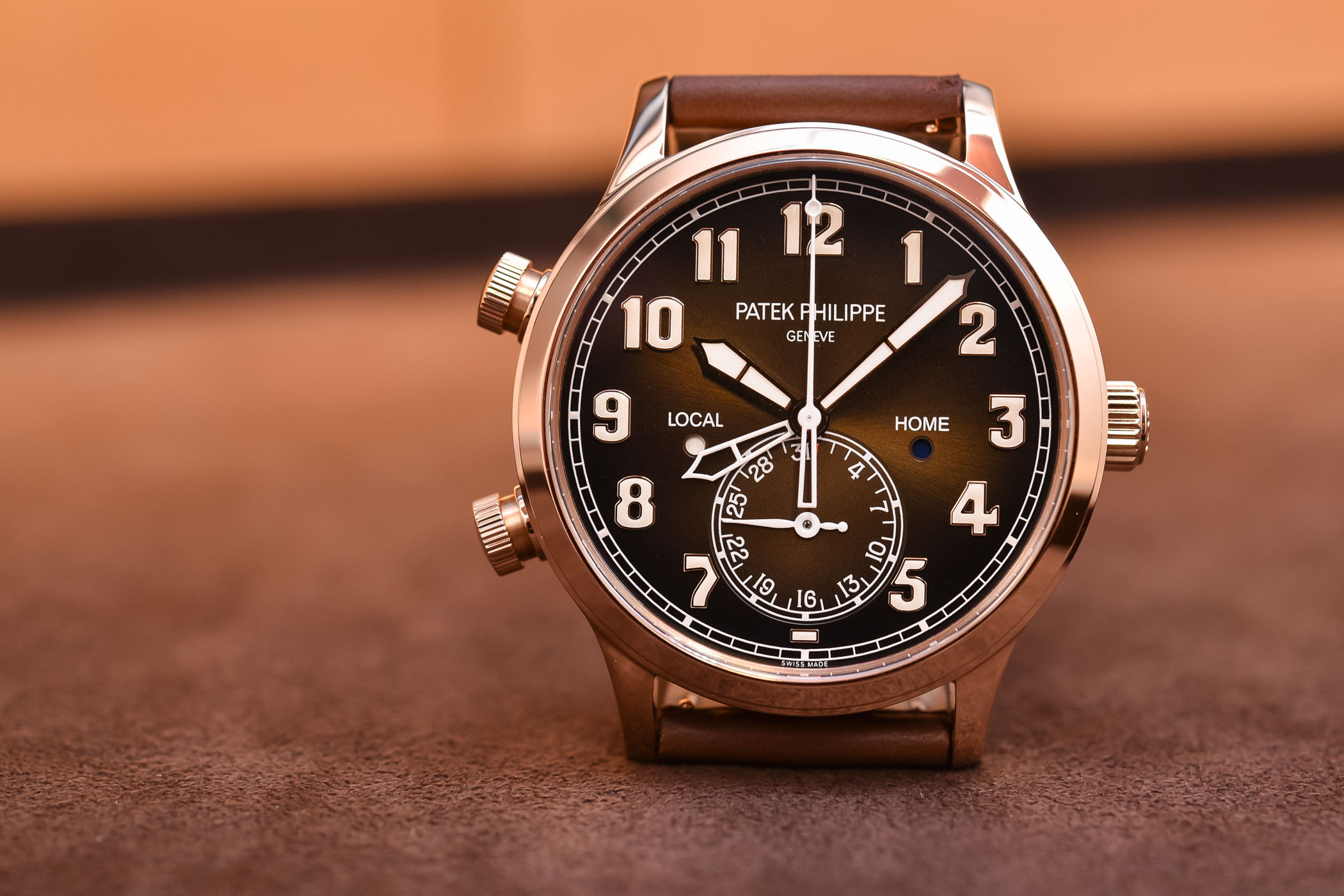 Patek Philippe Calatrava Pilot Travel Time Review: Excellence in Design and Precision