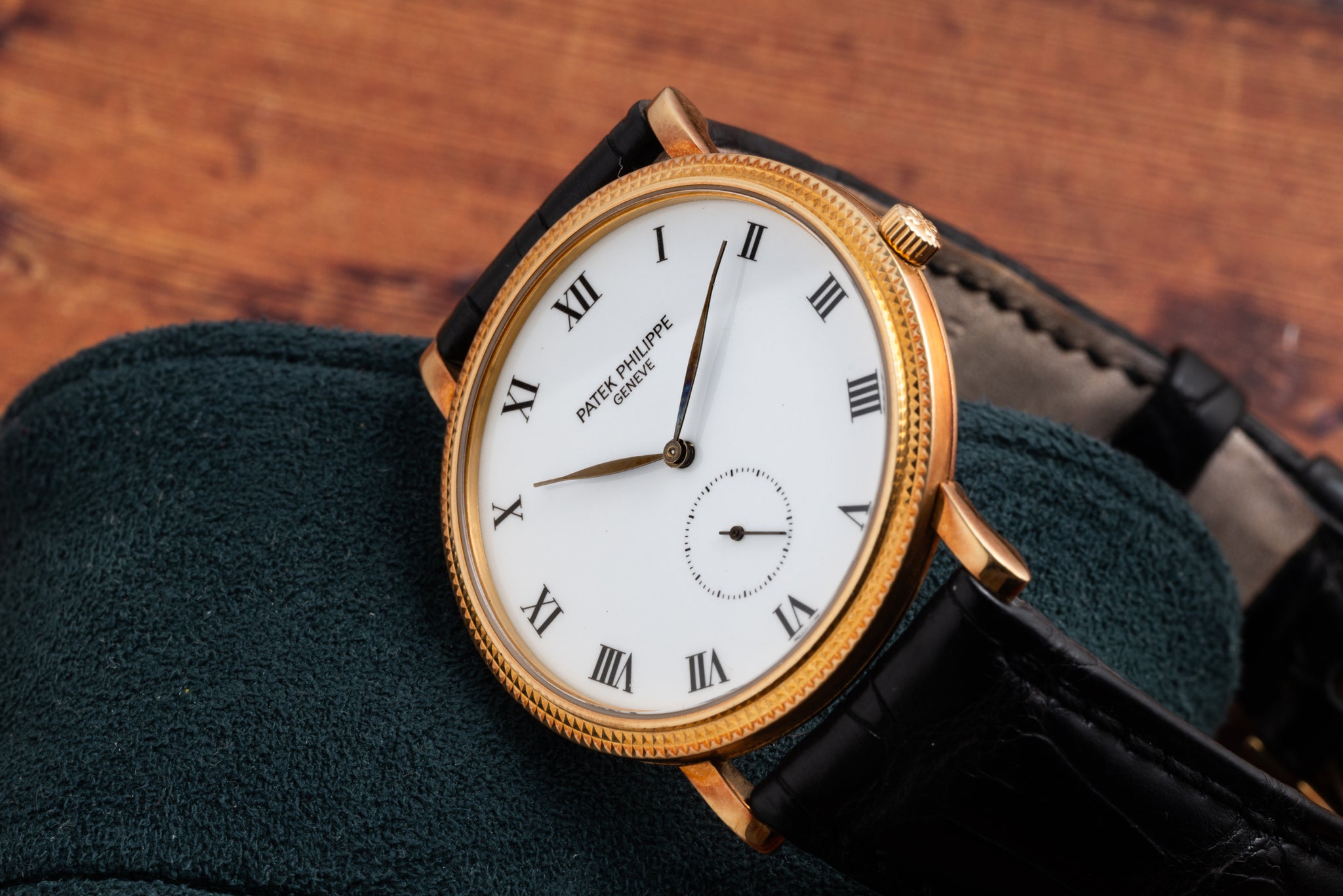 Exploring the Iconic Patek Philippe Calatrava 96: A Classic Timepiece