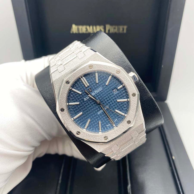 Buy Audemars Piguet 15400: Limited Edition Royal Oak with Caliber 4302