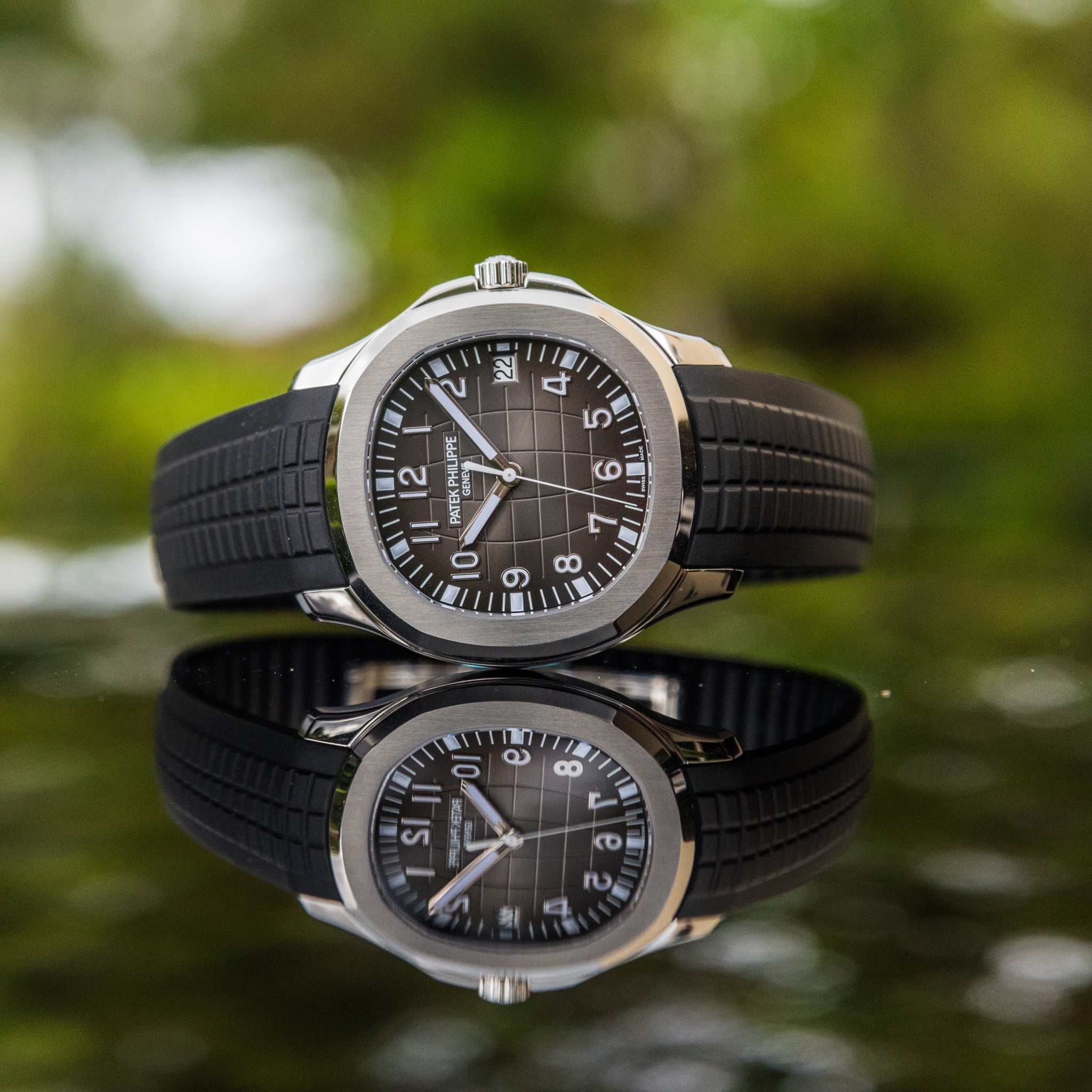 Patek Philippe Aquanaut Gray: Limited Edition with Exceptional Value