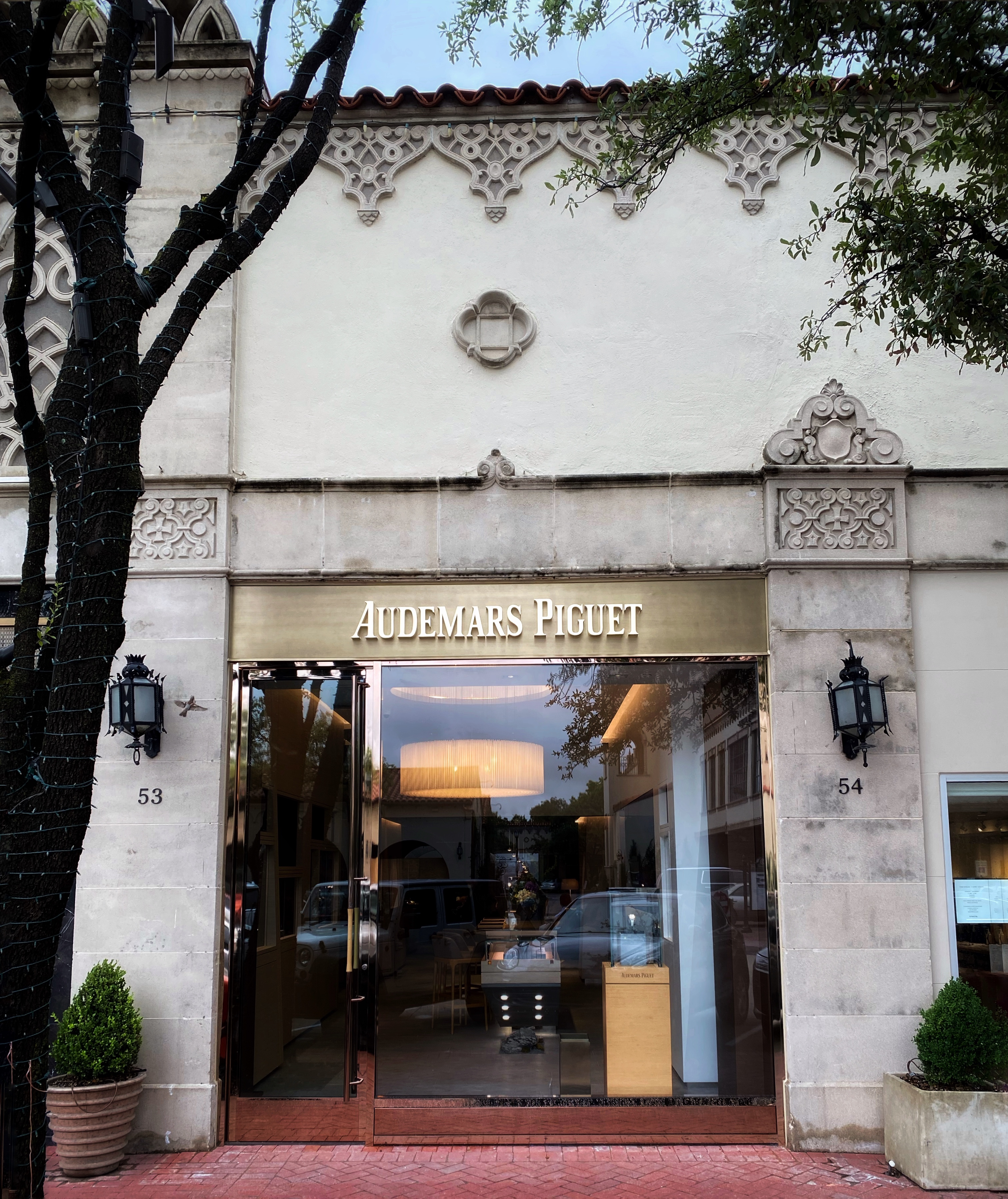 Discover Audemars Piguet Watches at the Dallas Boutique in Highland Park