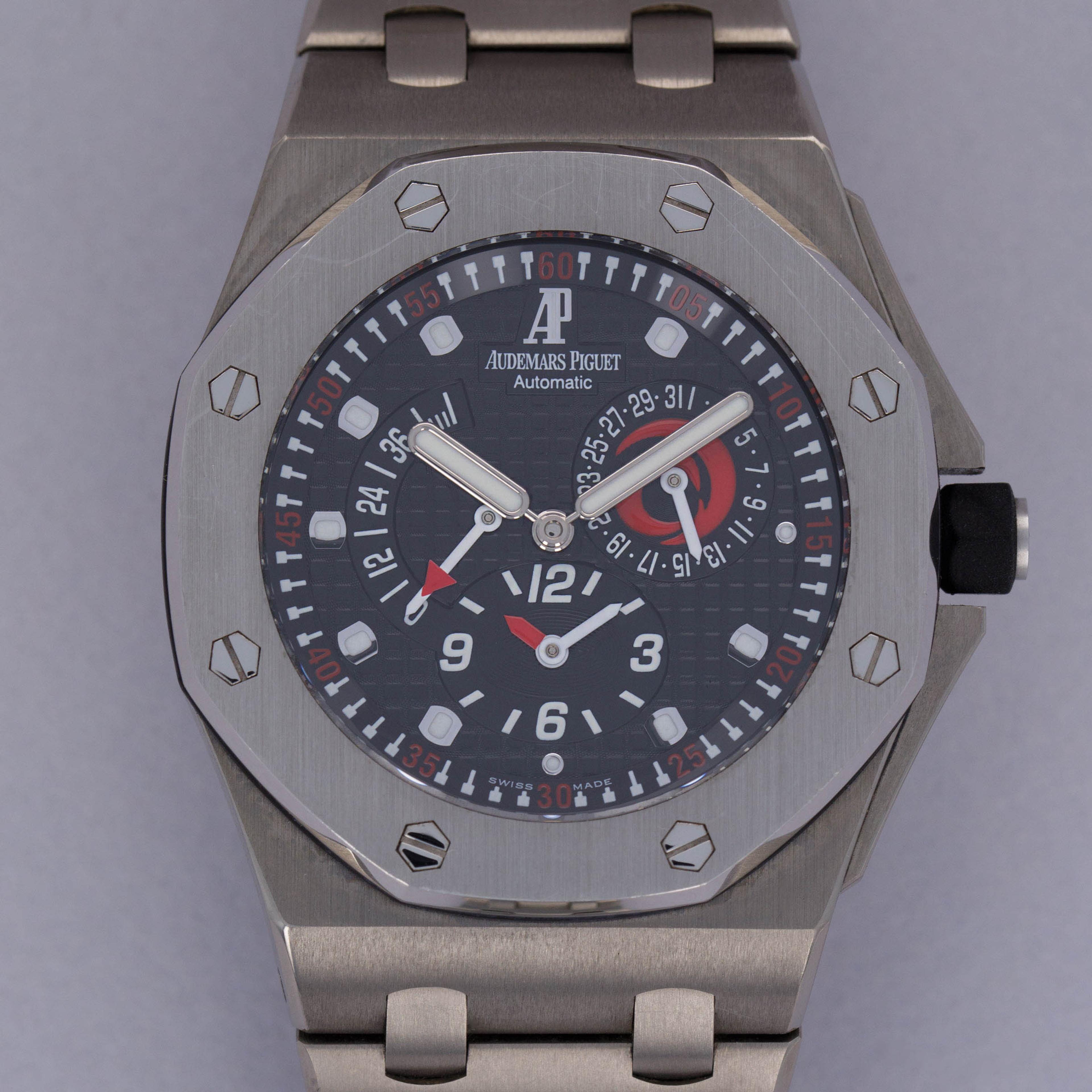 Audemars Piguet Royal Oak Offshore Alinghi Dual Time: Exclusive Watch for Sports Enthusiasts