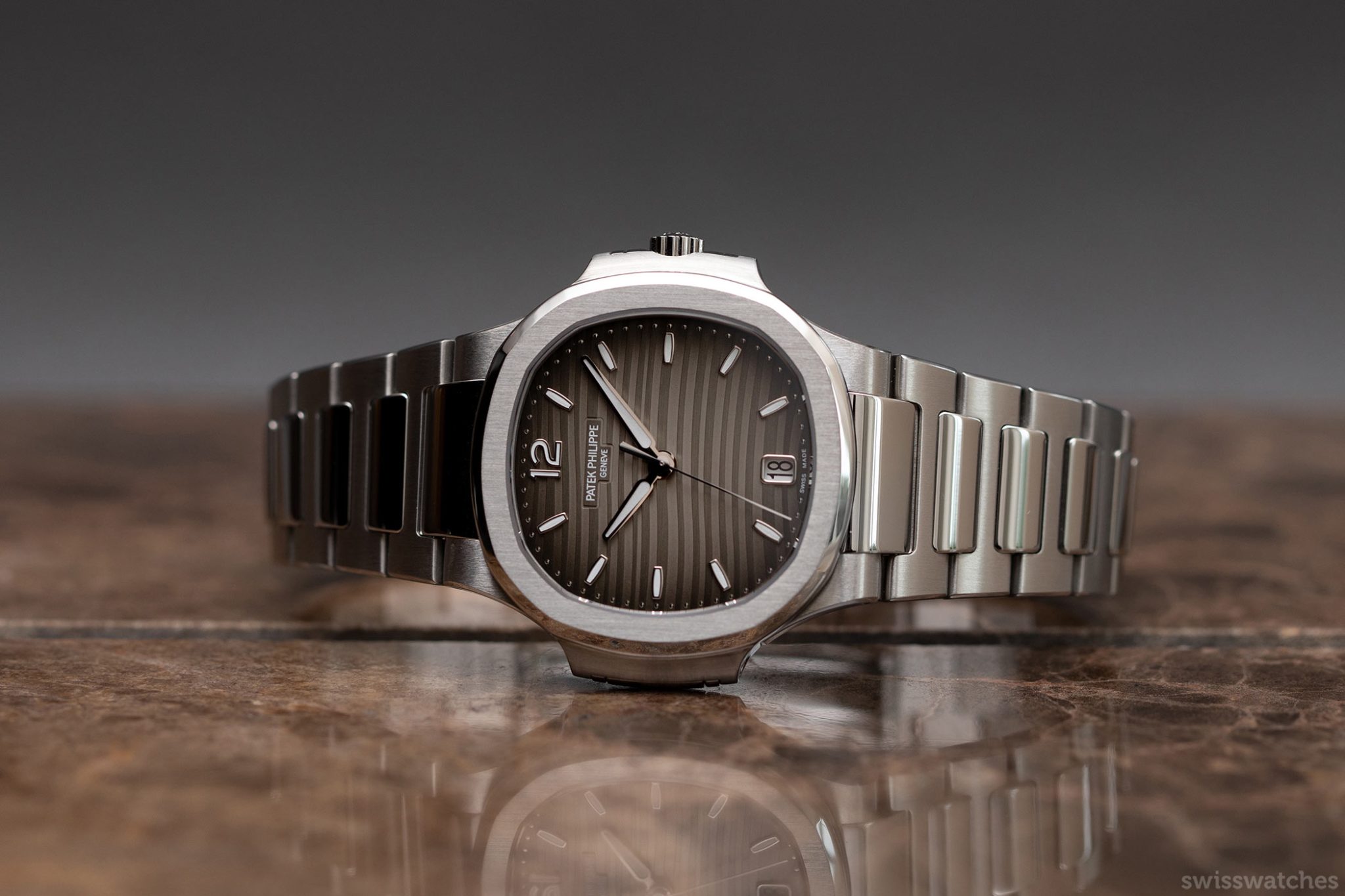 The Story Behind the Patek Philippe Nautilus Design Patent: A Timeless Classic