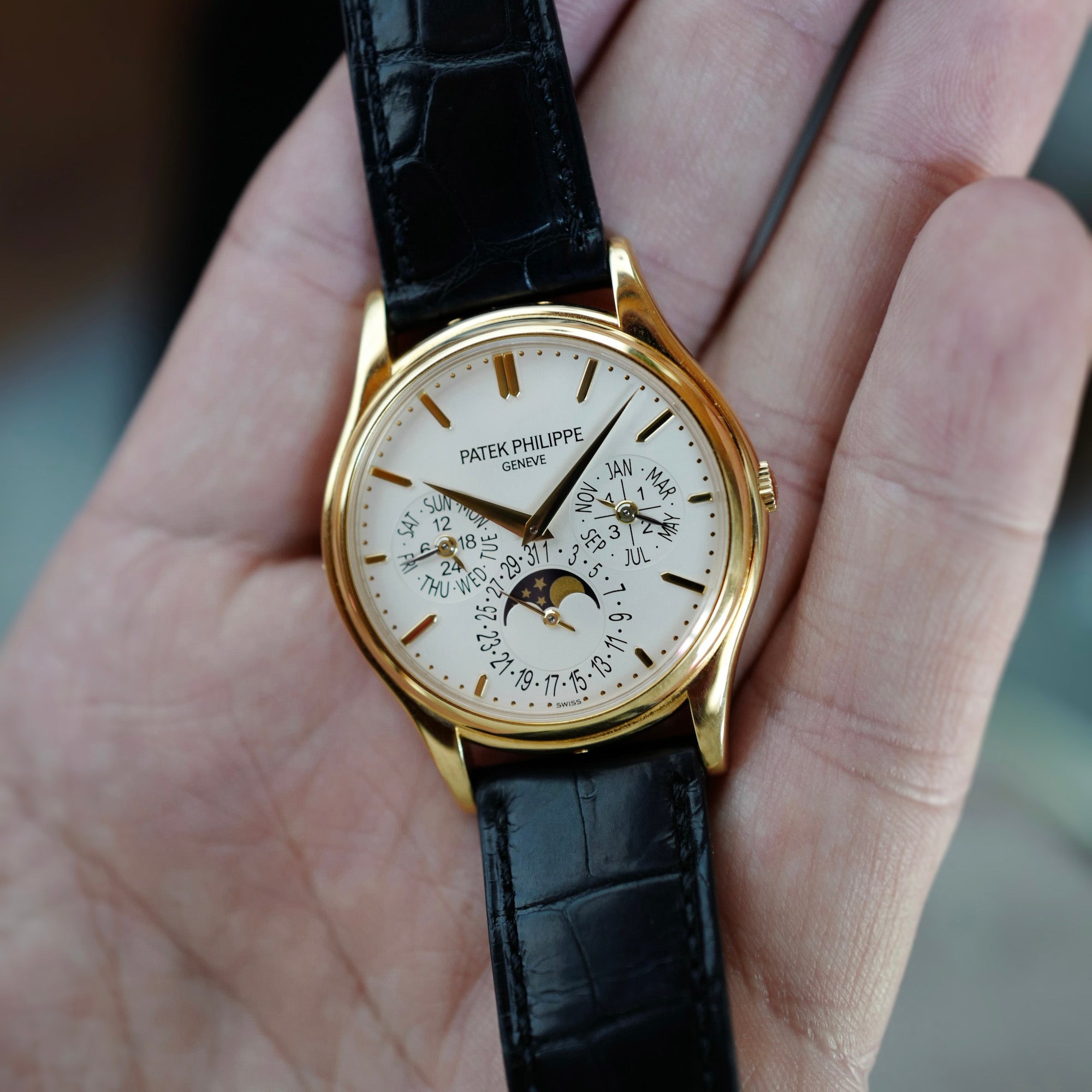 Patek Philippe 5140 Perpetual Calendar in Yellow Gold with Black Dial