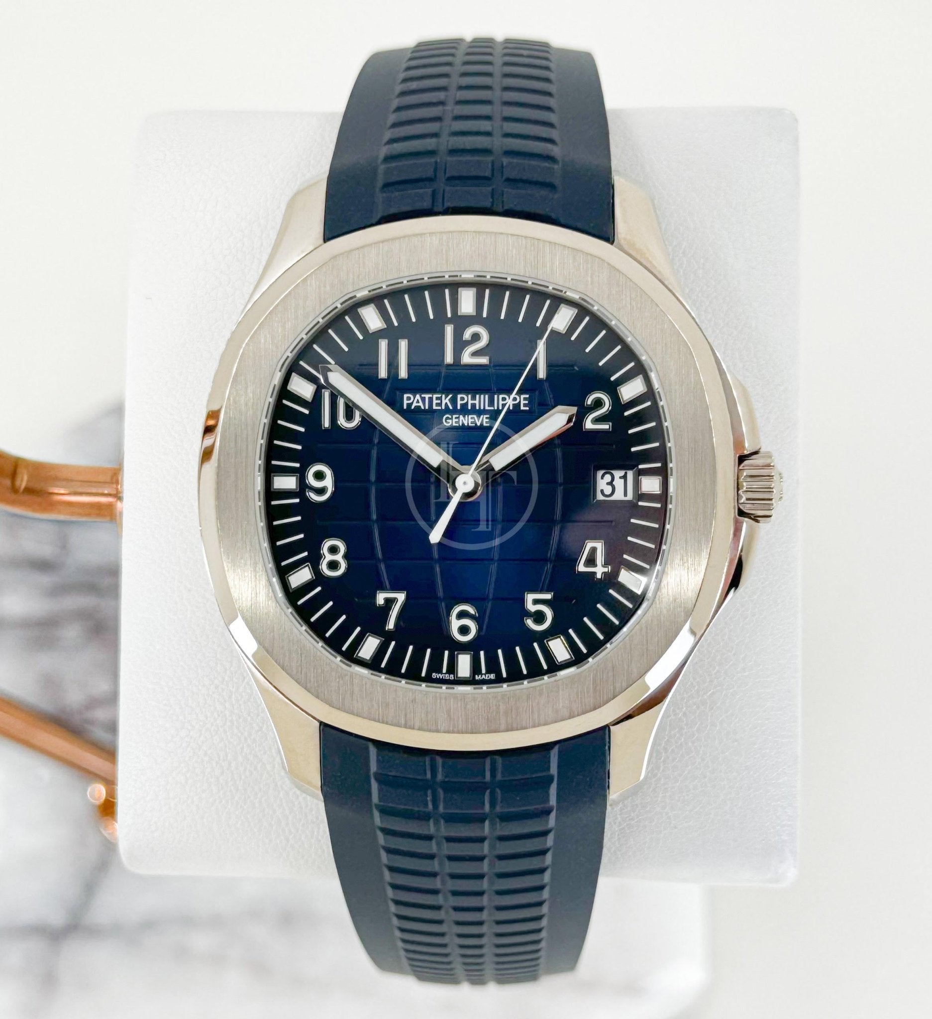 Discover the Iconic Patek Philippe Blue Aquanaut: A Must-Have Luxury Watch