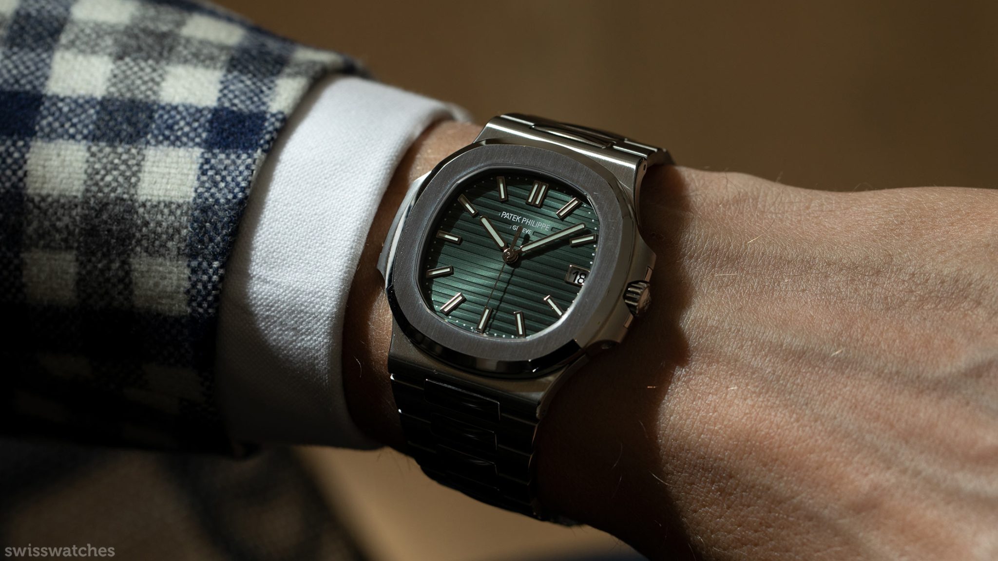 The Ultimate Guide to the Green Patek Philippe: A Masterpiece in Watchmaking