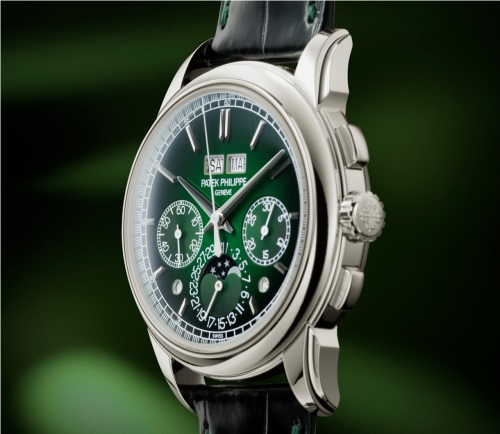 Discover the Patek Philippe 5270P Perpetual Calendar Chronograph with Green Dial