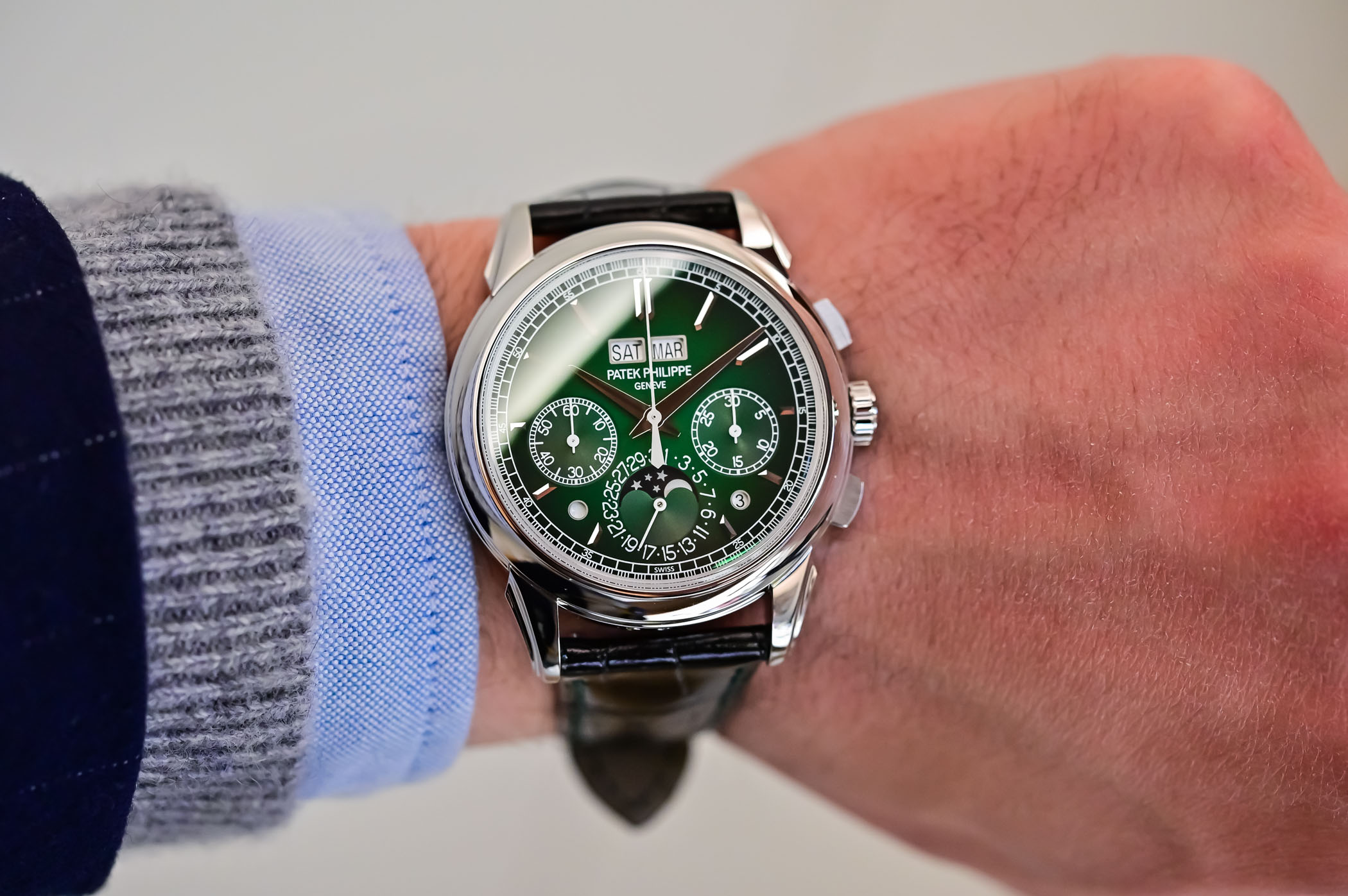 Patek Philippe 5270P-014 Review: A Platinum Perpetual Calendar Chronograph